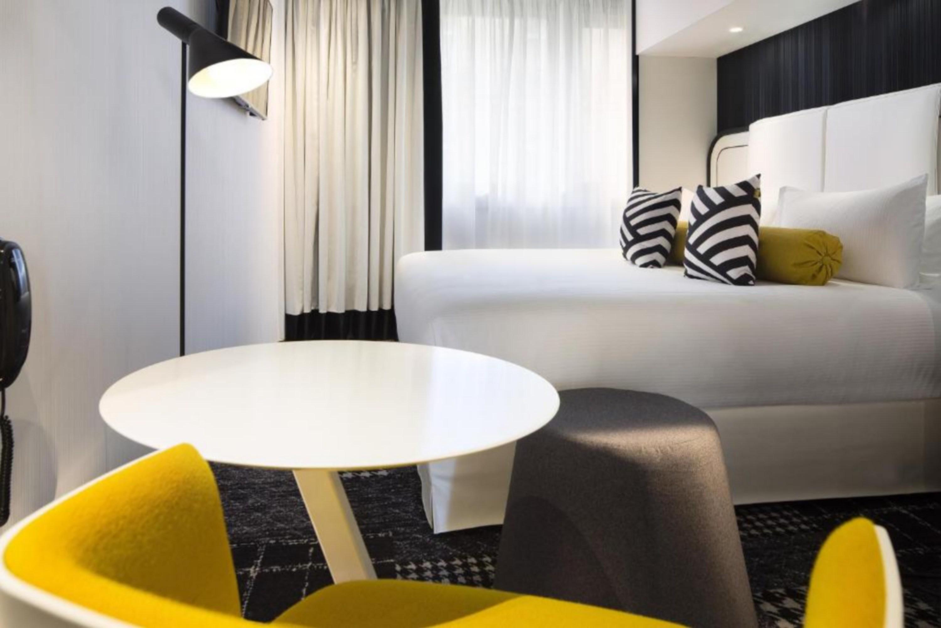 Hotel Ekta Champs Elysees Paris Exterior foto