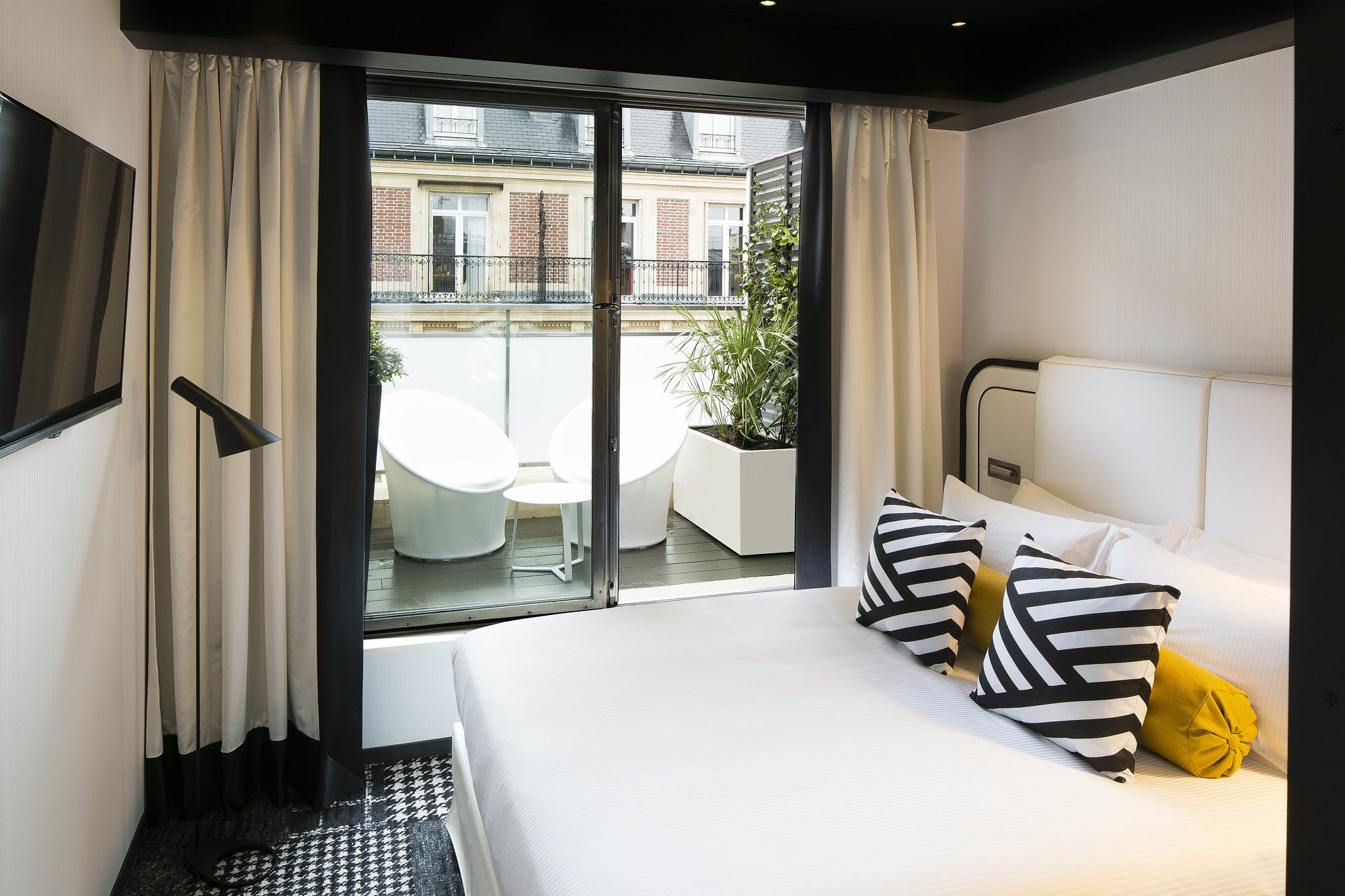Hotel Ekta Champs Elysees Paris Exterior foto